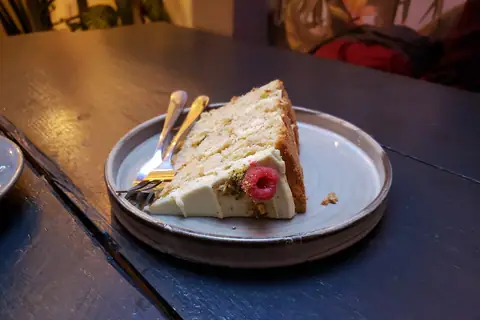 Olawa Wrexham Bakeshop photo 4