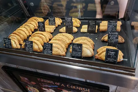Olawa Wrexham Bakeshop photo 3