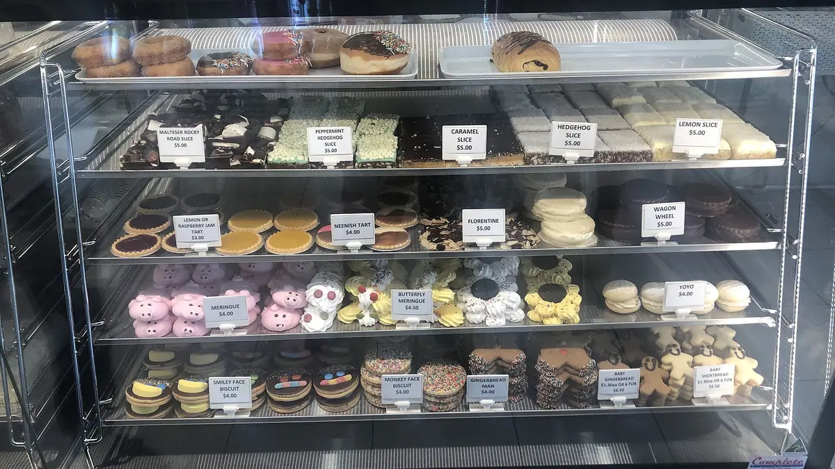 Olawa Wrexham Bakeshop – bakery in Wrexham town centre